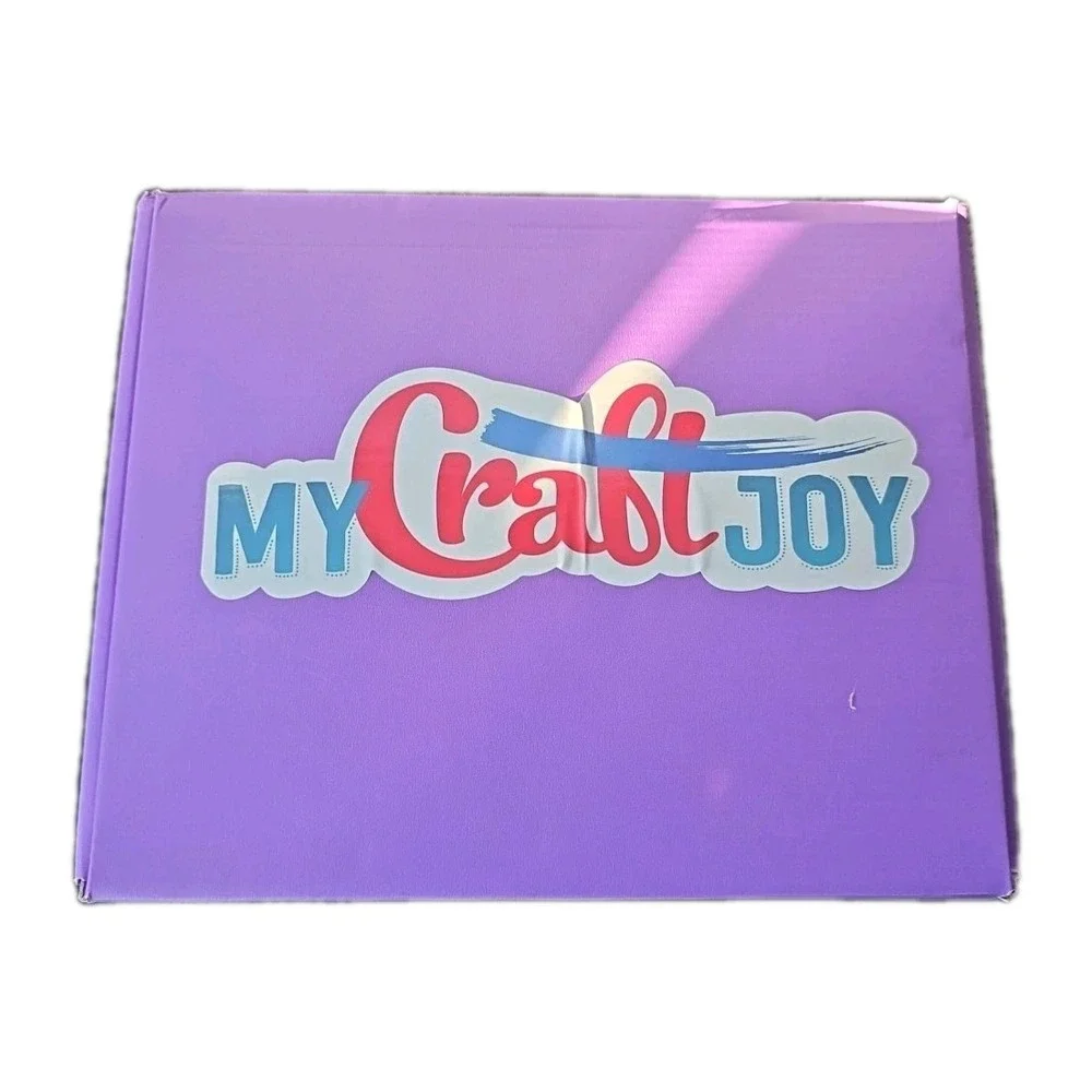 NEW‎ MyCraftJoy My Craft Joy Crafting Box With 4 Crafts